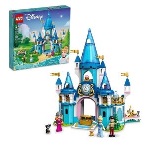 NEW IN BIX DISNEY CINDERELLA AND PRINCE CHARMING’S CASTLE, 43206, 365 Pieces